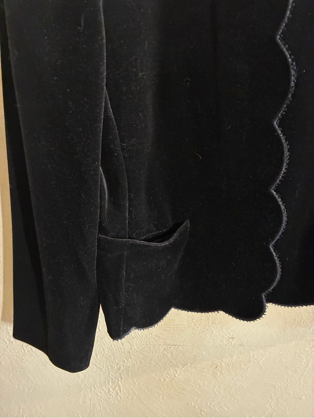 Black Scallop-Edge Velvet Women’s Jacket 80s Vintage Act lll Lg - Picture 2 of 7